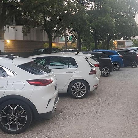 Hotel Monaco - Parcheggio Incluso Min 2 Gg Μιλάνο Μαριτίμα Εξωτερικό φωτογραφία