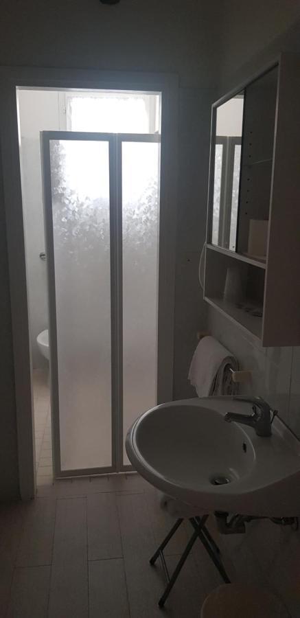 Hotel Monaco - Parcheggio Incluso Min 2 Gg Μιλάνο Μαριτίμα Δωμάτιο φωτογραφία