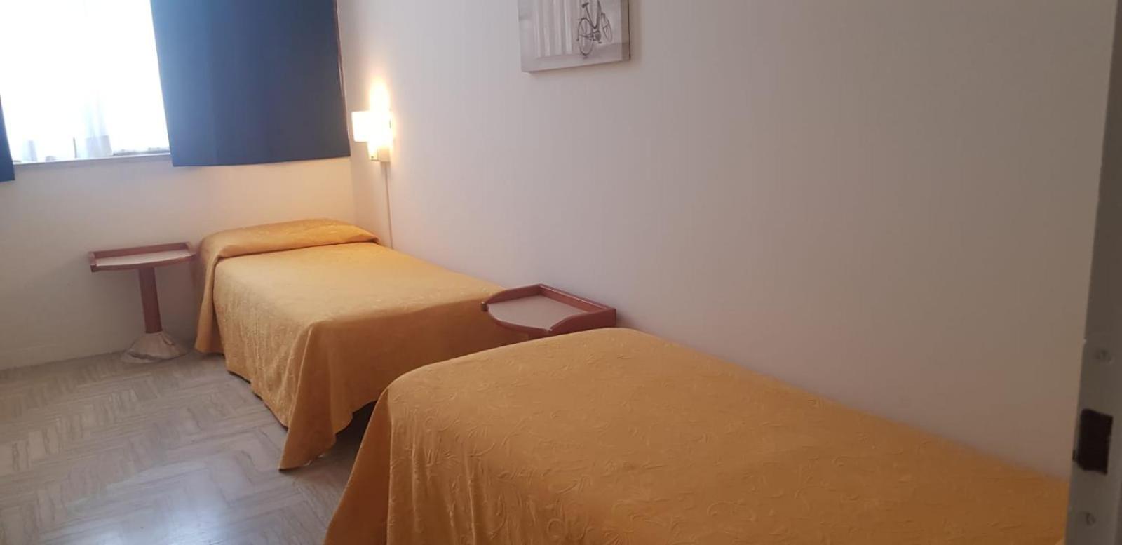 Hotel Monaco - Parcheggio Incluso Min 2 Gg Μιλάνο Μαριτίμα Δωμάτιο φωτογραφία
