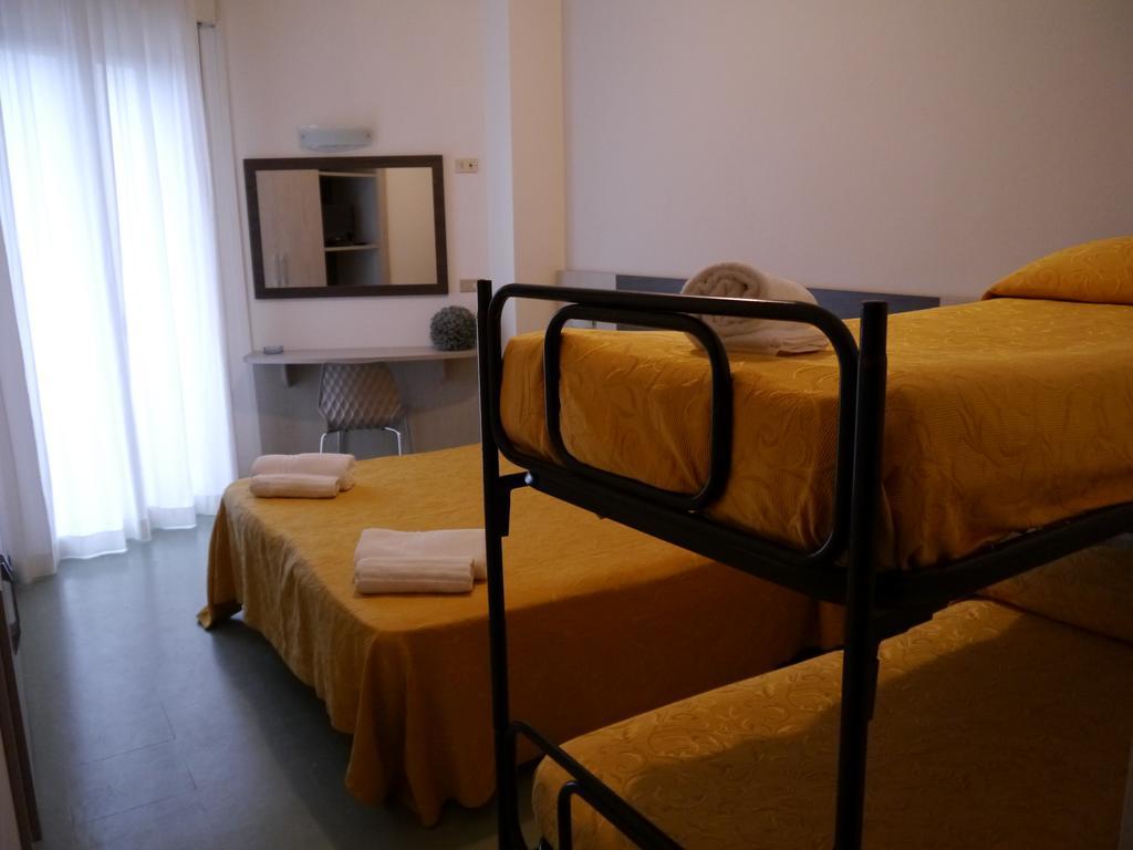 Hotel Monaco - Parcheggio Incluso Min 2 Gg Μιλάνο Μαριτίμα Εξωτερικό φωτογραφία