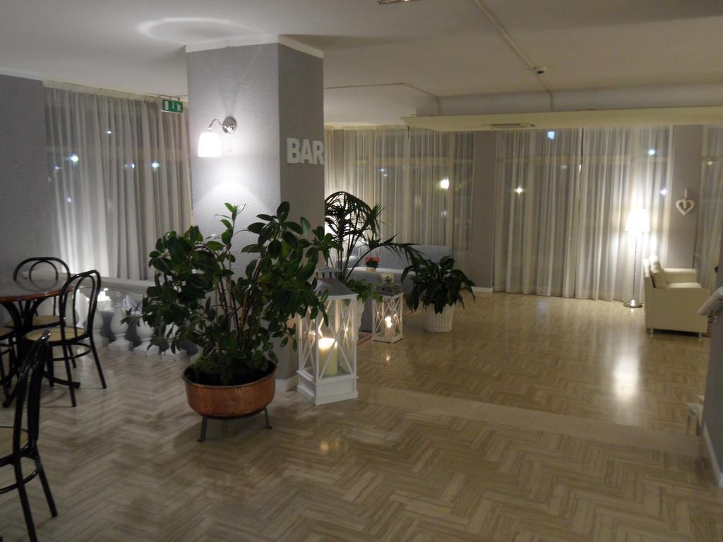 Hotel Monaco - Parcheggio Incluso Min 2 Gg Μιλάνο Μαριτίμα Εξωτερικό φωτογραφία